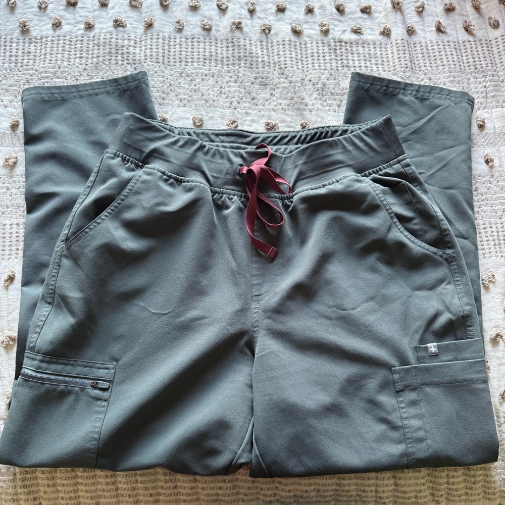 Figs High Waisted Yola in Bonsai Size L/P